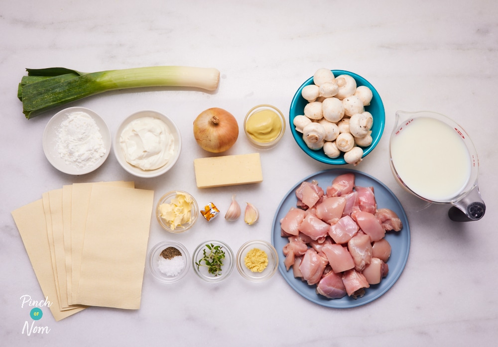 Chicken, Mushroom and Leek Lasagne - Pinch of Nom Slimming Recipes