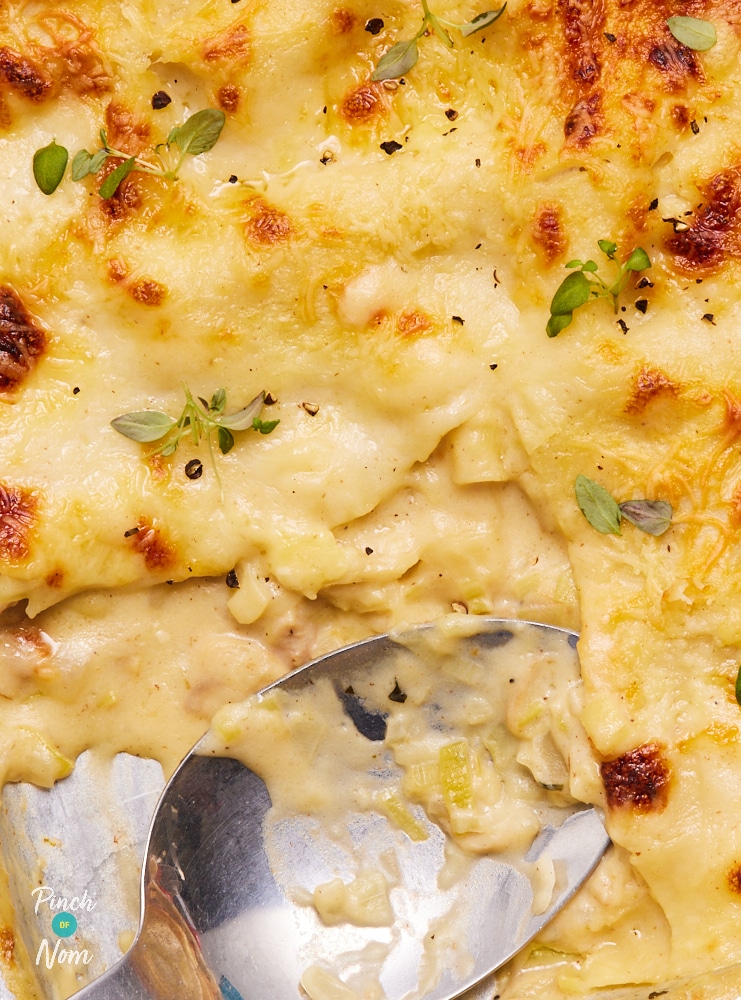 Chicken, Mushroom and Leek Lasagne - Pinch of Nom Slimming Recipes