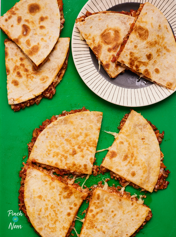 Bolognese Quesadilla - Pinch of Nom Slimming Recipes