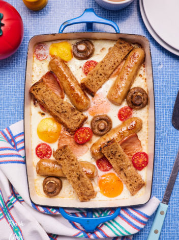 Breakfast Traybake pinchofnom.com