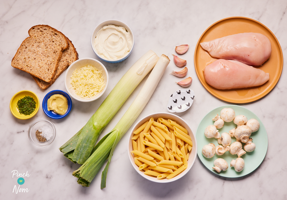 Chicken Kyiv Pasta Bake - Pinch of Nom Slimming Recipes