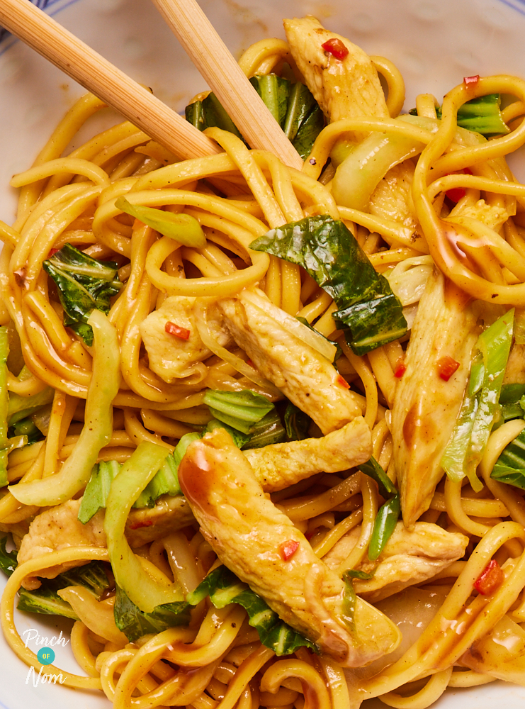 Spicy Chicken Noodles - Pinch of Nom Slimming Recipes