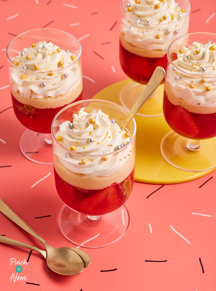 Coronation Strawberry and Ginger Trifles - Pinch of Nom Slimming Recipes