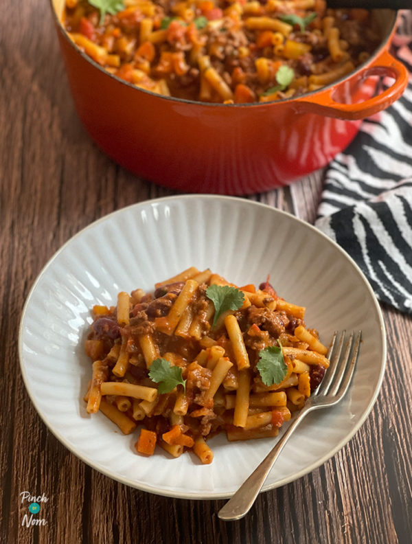 Chilli Mac ‘n’ Cheese pinchofnom.com