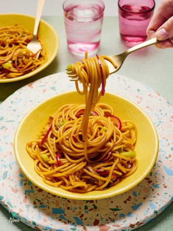 Marmite Pasta pinchofnom.com