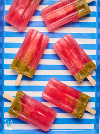 Strawberry and Kiwi Ice Lollies pinchofnom.com