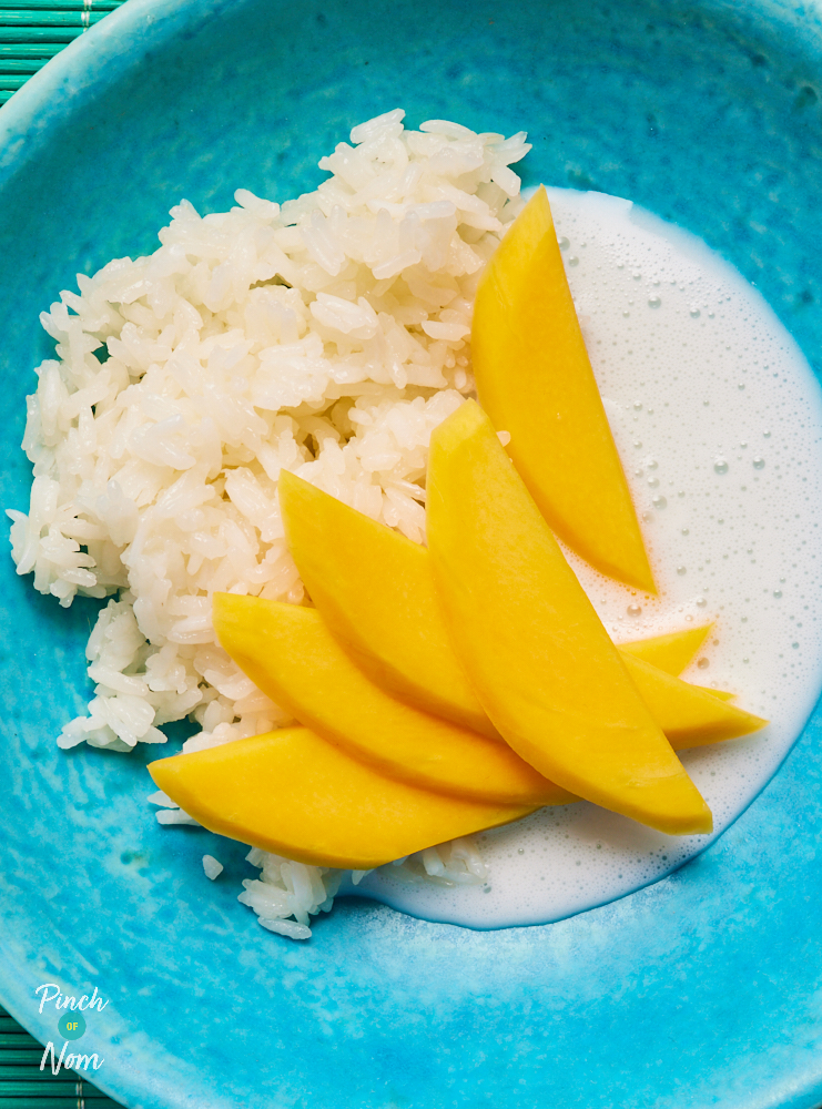 Thai Style Sticky Rice with Mango and Coconut Sauce - Pinch of Nom Slimming Recipes