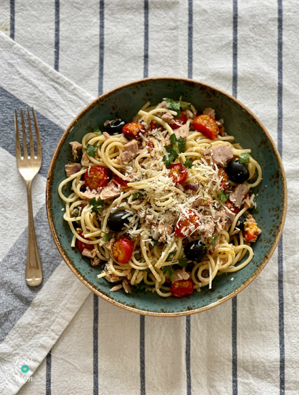Tuna and Tomato Spaghetti pinchofnom.com