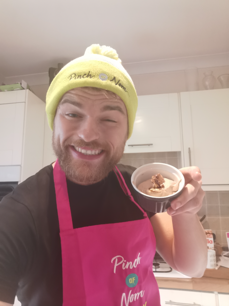 What is a Pinch of Nom Nomfluencer and How Can I Become One - Pinch of Nom Slimming Recipes