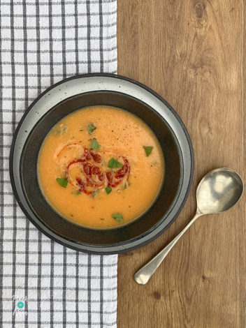 Bacon and Red Pesto Soup pinchofnom.com