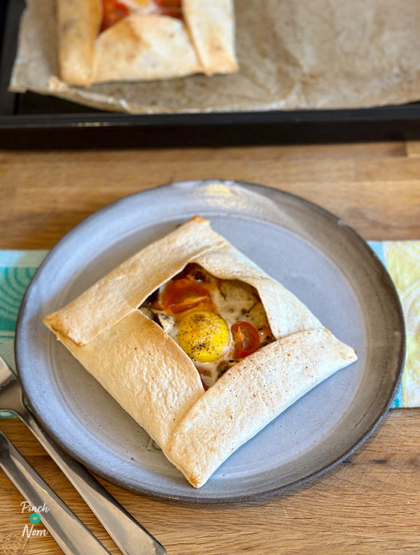 Breakfast Folded Wrap pinchofnom.com