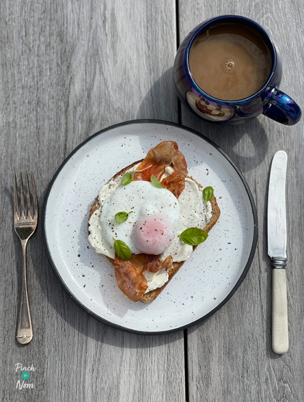 Poached Egg with Crispy Parma Ham pinchofnom.com