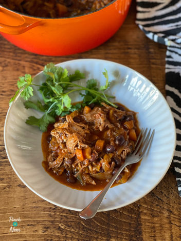 Pulled Pork Chilli pinchofnom.com