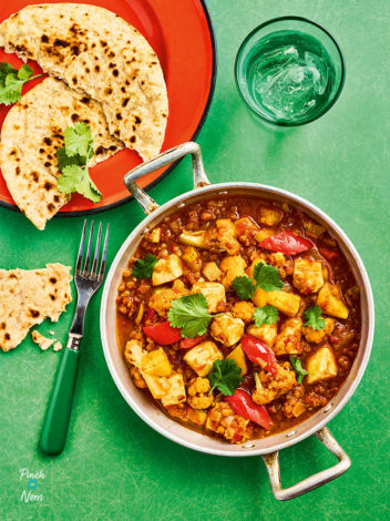 Sweet and Sour Halloumi Curry pinchofnom.com