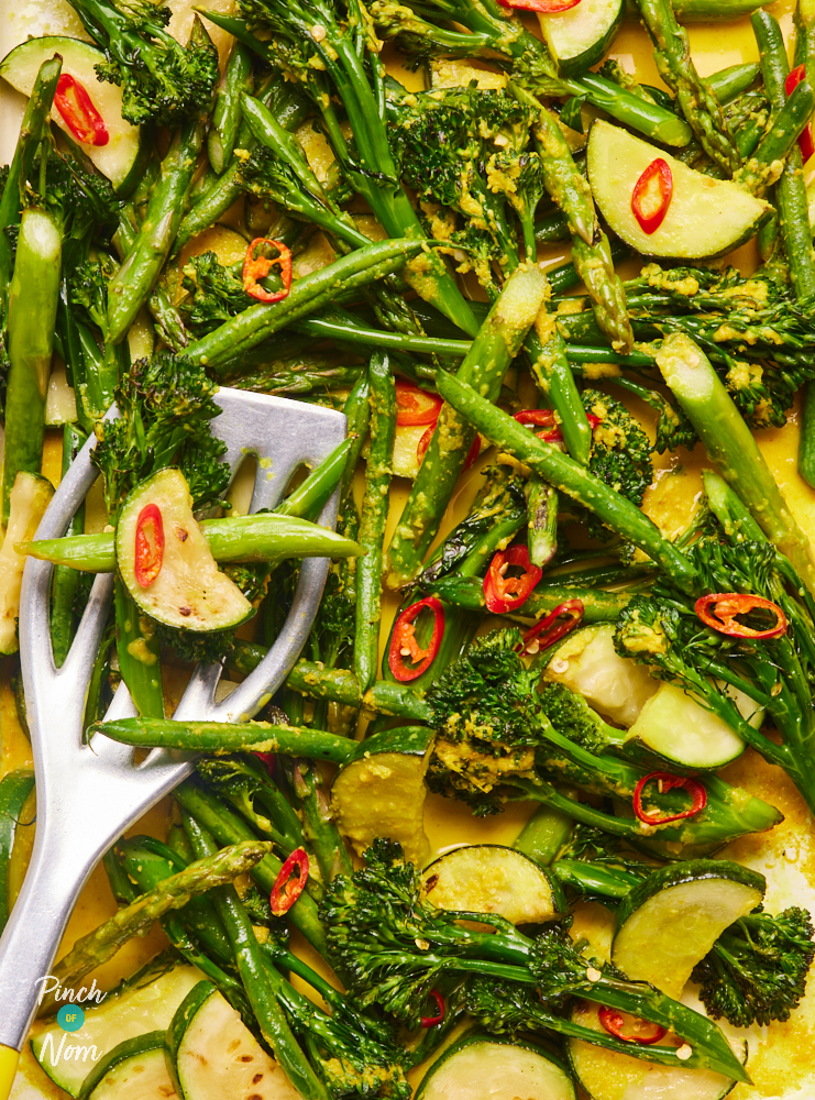 Chilli Roasted Greens - Pinch of Nom Slimming Recipes
