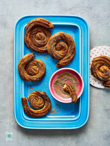 Air Fryer Churro Swirls pinchofnom.com