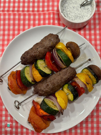 Air Fryer Shish Kebab pinchofnom.com