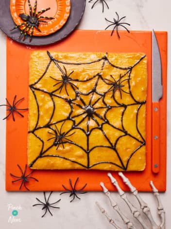 Halloween Spooky Sponge pinchofnom.com