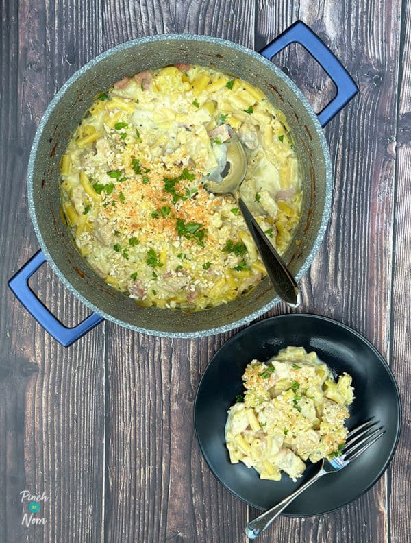 Chicken, Bacon and Leek Macaroni pinchofnom.com