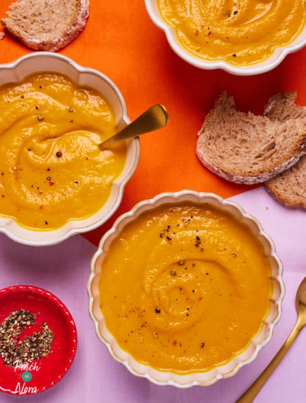 Maple Roasted Carrot Soup pinchofnom.com
