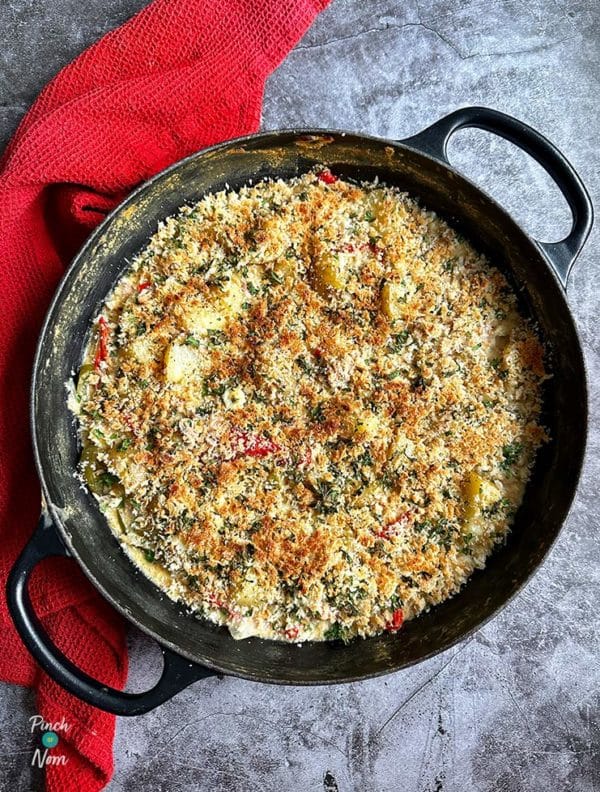 Tuna, Pepper and Potato Bake pinchofnom.com