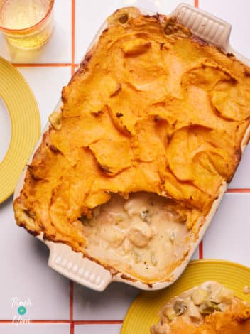 Chilli Chicken Pie with Sweet Potato Topping pinchofnom.com