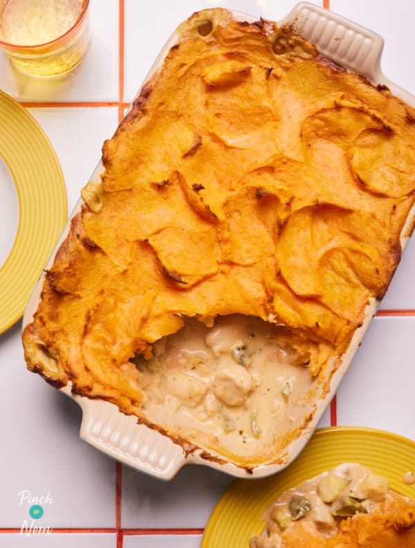 Chilli Chicken Pie with Sweet Potato Topping pinchofnom.com