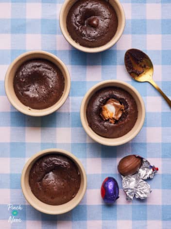 Creme Egg Lava Cakes pinchofnom.com