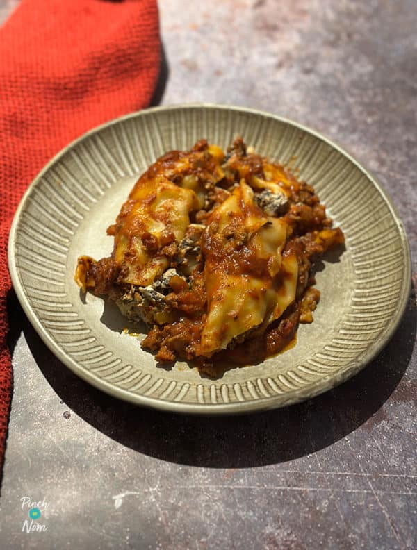 Slow Cooker Beef and Mushroom Cannelloni pinchofnom.com