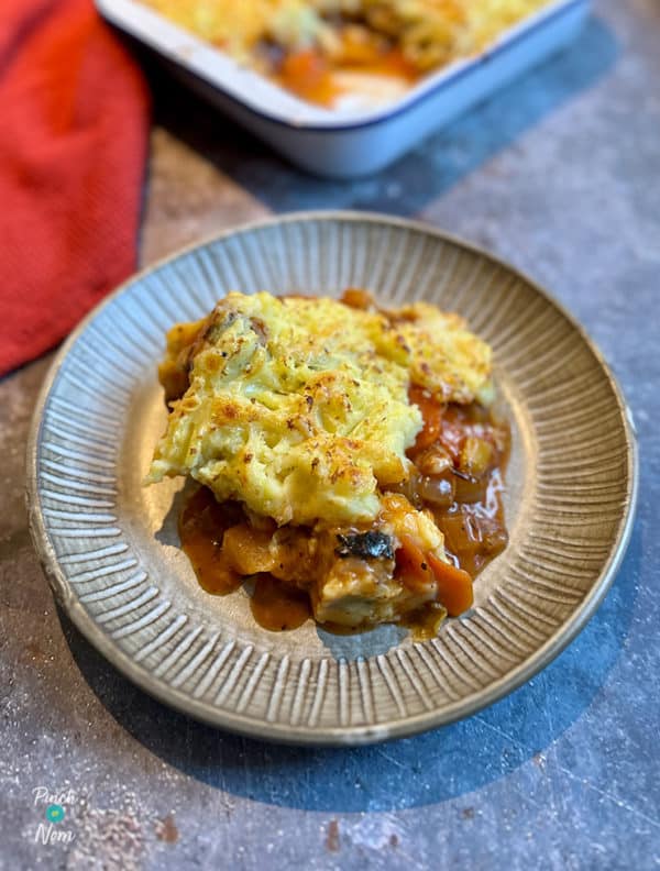 Slow Cooker Cider Sausage Pie pinchofnom.com