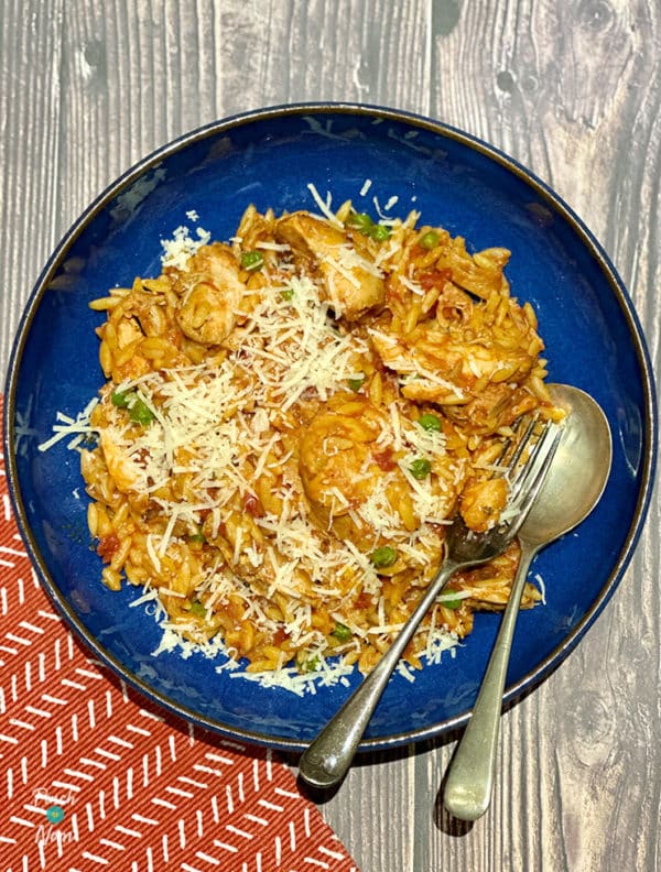 Slow Cooker Margherita Chicken Orzo pinchofnom.com