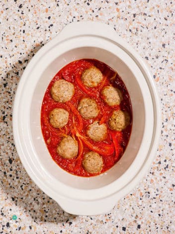 Slow Cooker Paprika Meatballs pinchofnom.com