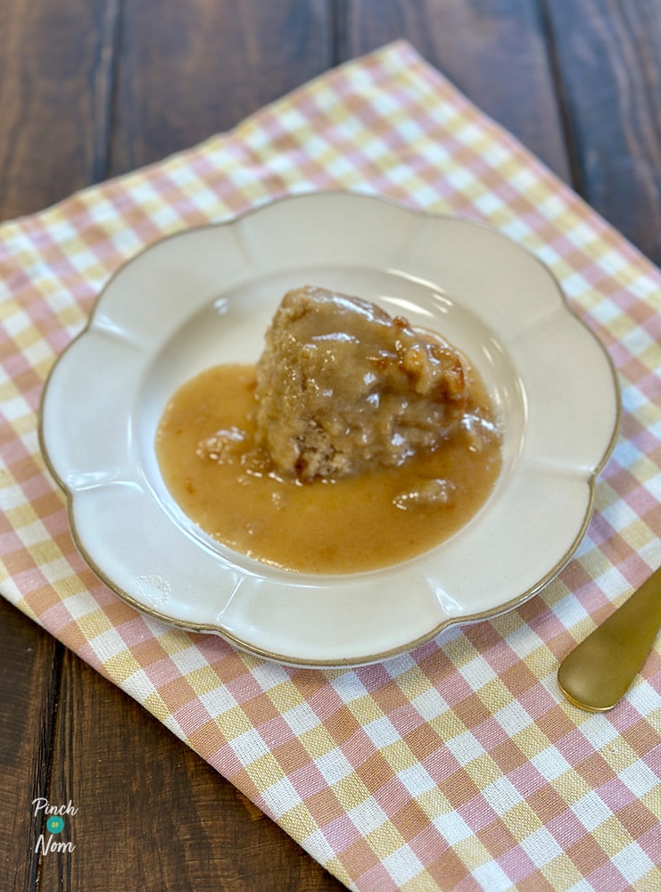 Slow Cooker Self-Saucing Gingerbread Pudding - Pinch of Nom Slimming Recipes