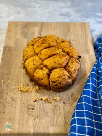 Slow Cooker Sun-Dried Tomato Tear and Share pinchofnom.com