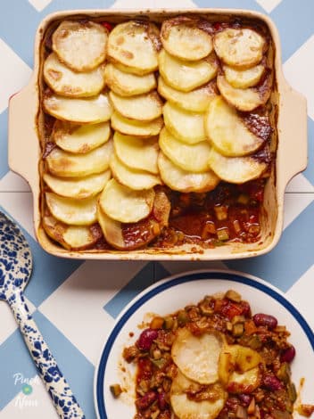 Chilli Con Carne Hotpot pinchofnom.com